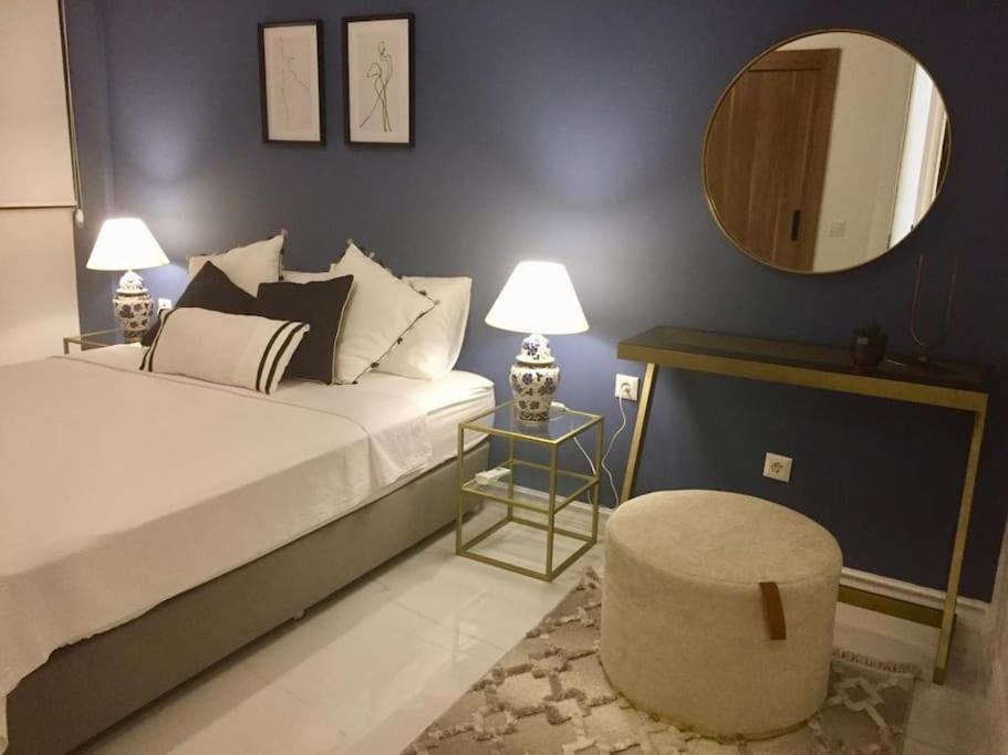 Center Of Old Town,2+1 Flat With Garden Daire